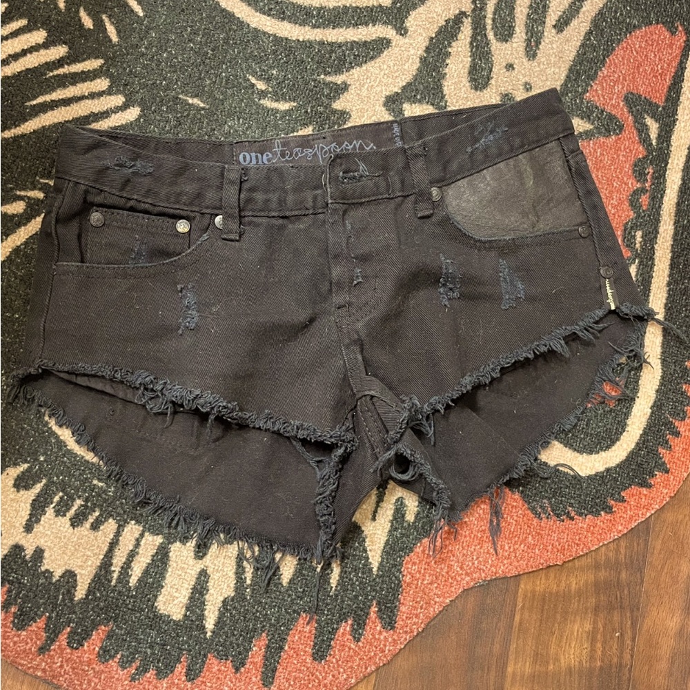 One teaspoon shorts